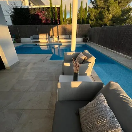 Modern Eivissa Lovers For Families And Couples * Santa Eulària des Riu